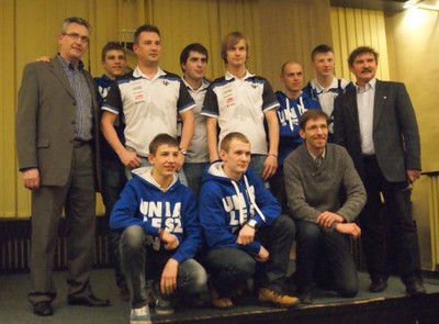 unia_400.jpg