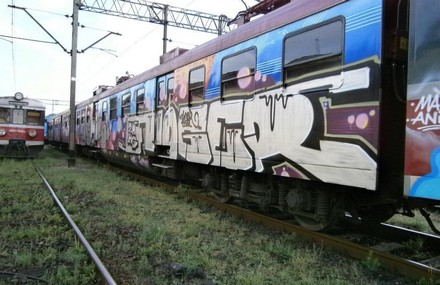 0508pocig1.jpg