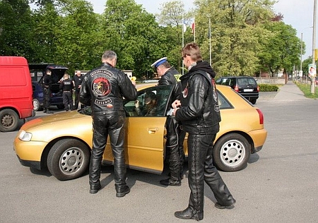 bikers3.jpg