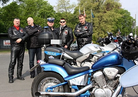 bikers4.jpg
