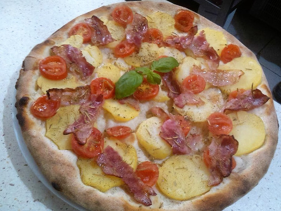 575pizza_patata.jpg